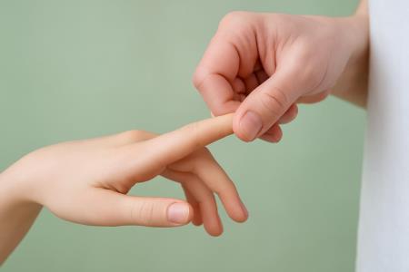 Bevor Sie eine Tablette nehmen, versuchen Sie es mit einer Finger-Massage